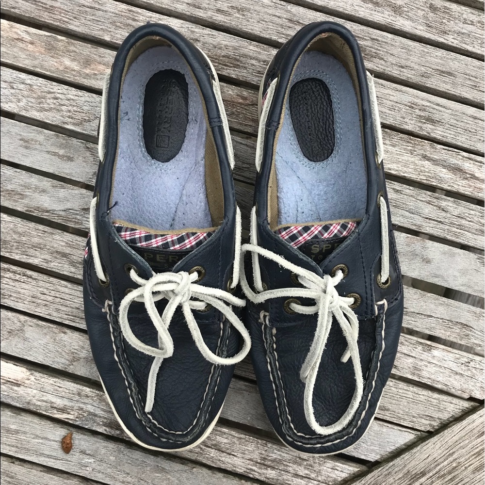 Sperry Top Sider Shoes!